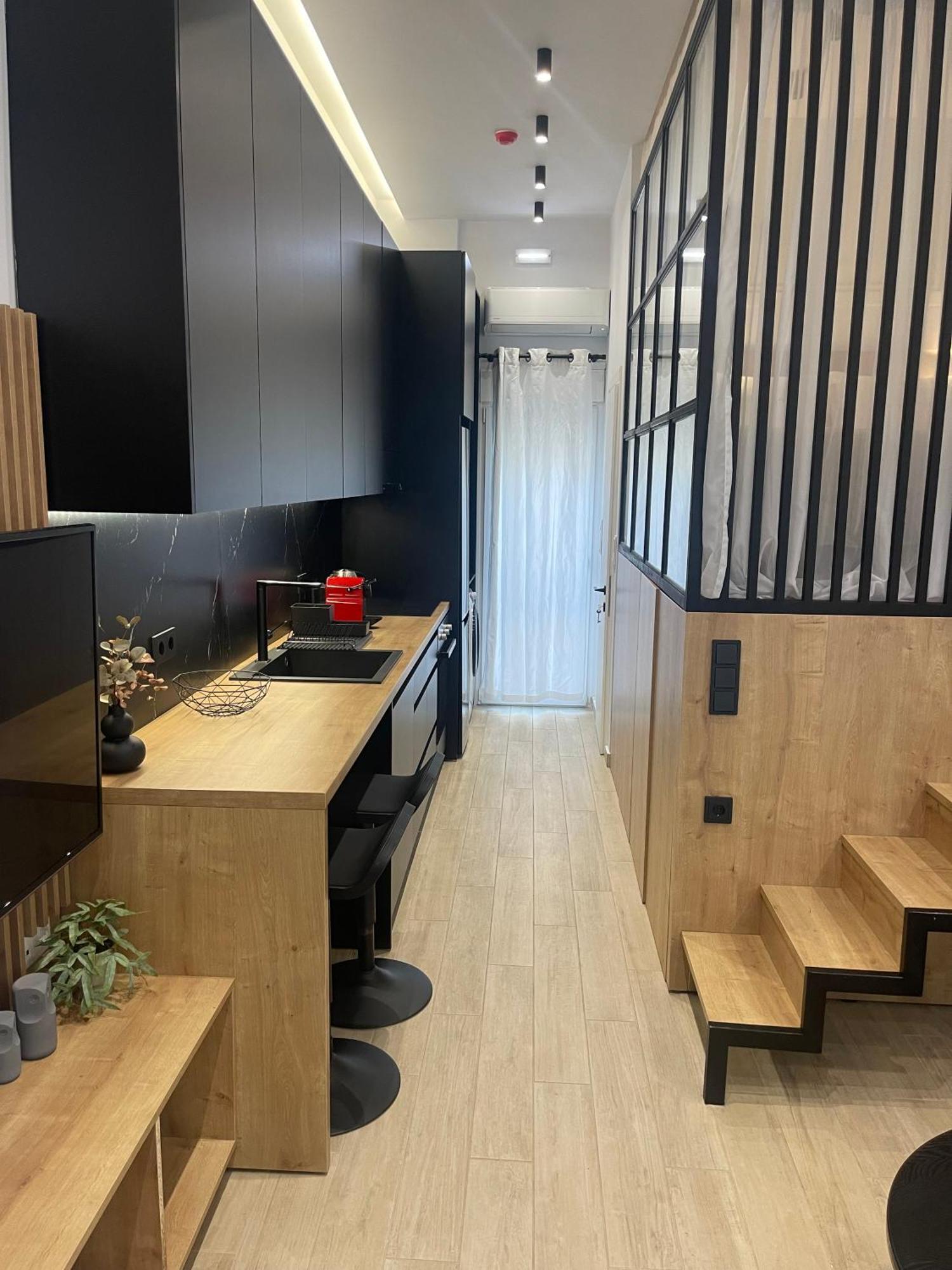 B1 Luxury Studio อเล็กซานโดรโพลิส ภายนอก รูปภาพ